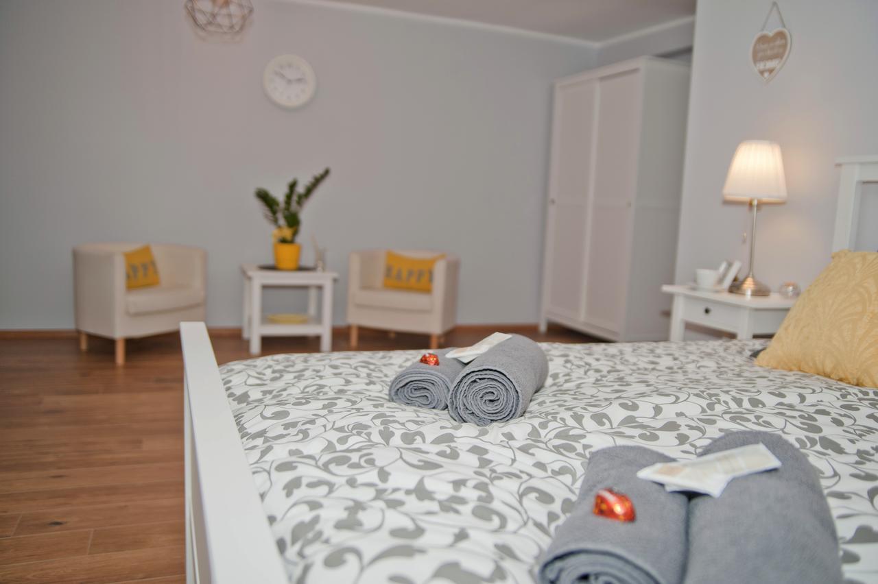 Grey House Hostel Wroclaw Exterior photo